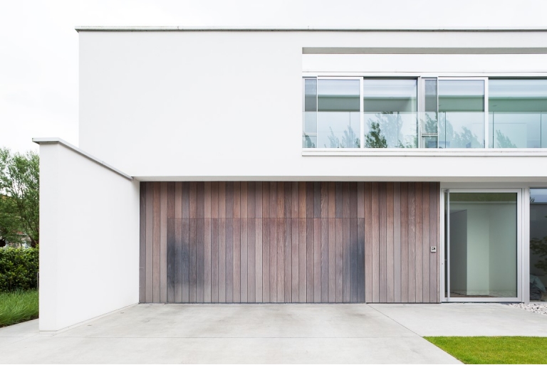 tilting door